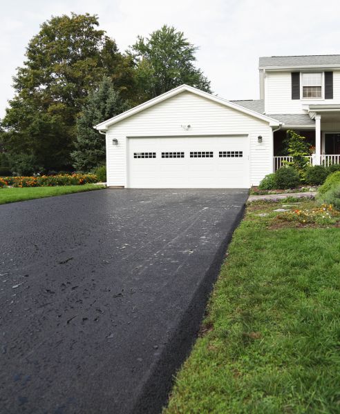 Blacktop Driveway Paving in Springfield