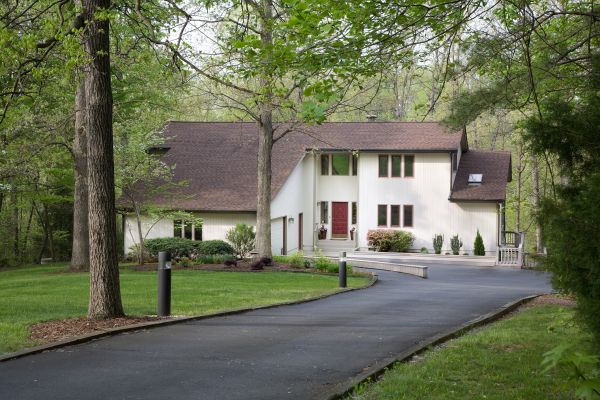 Blacktop Driveway Replacement in Springfield